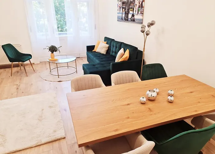 Liszt With Balcony And Garage Available -symphony 1 * Budapest