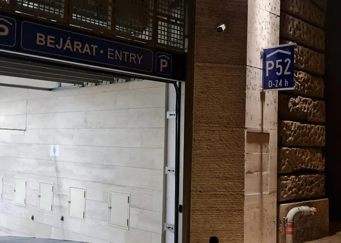 Apartment Liszt With Balcony And Garage Available -symphony 1