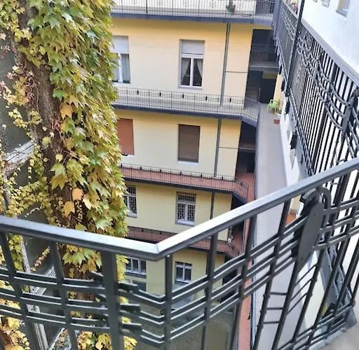 Liszt With Balcony And Garage Available -symphony 1 * Budapest