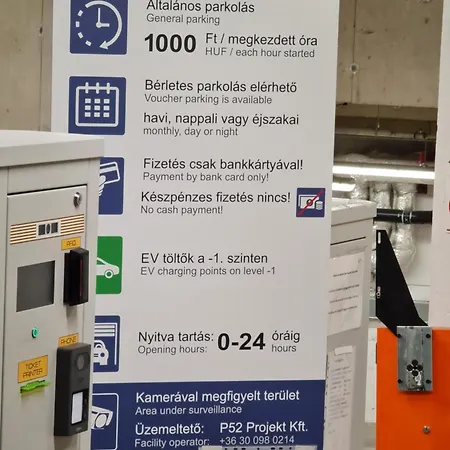 아파트 Liszt With Balcony And Garage Available -symphony 1 *